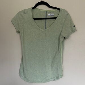 Columbia Omni-wick Light Green V-Neck Tee